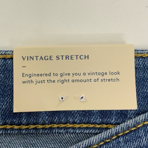 Universal Thread Vintage Stretch Distressed High Rise Slim Straight Crop Jeans - Picture 7 of 16